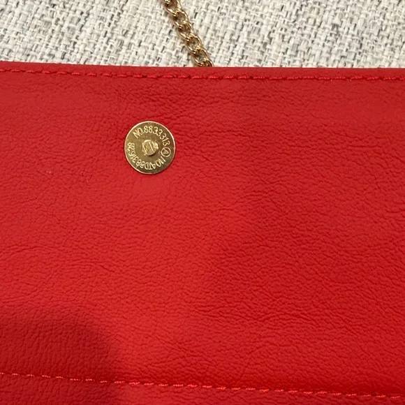 Pingree Red Clutch with Gold Chain - Picture 5 of 8